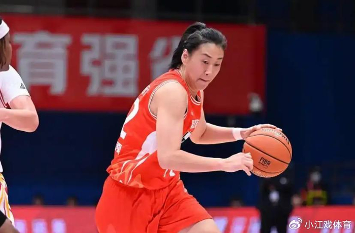 kaiyun-74比95惨败丢冠！女篮霸主狂输21分被掀翻：1年连丢三冠太惨了|四川队|山西队|李梦|总冠军|韩旭_新浪体育_新浪新闻