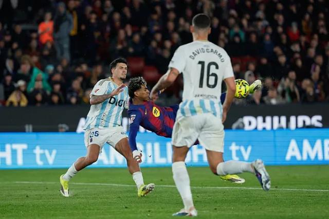 1769360631933073036.png 开云体育下载-【西甲】奥尔莫传射,亚马尔侧勾,巴萨3比0奥维耶多