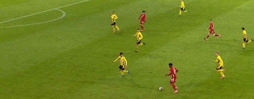 开云体育网址-【德甲】哈兰德2响伤退 莱万戴帽 拜仁4比2逆转多特